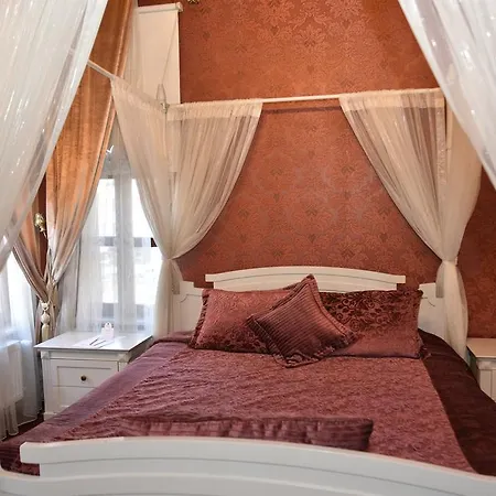 Hotel Augustus Boutique