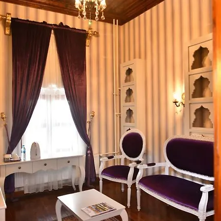 فندق Augustus Boutique كونيا
